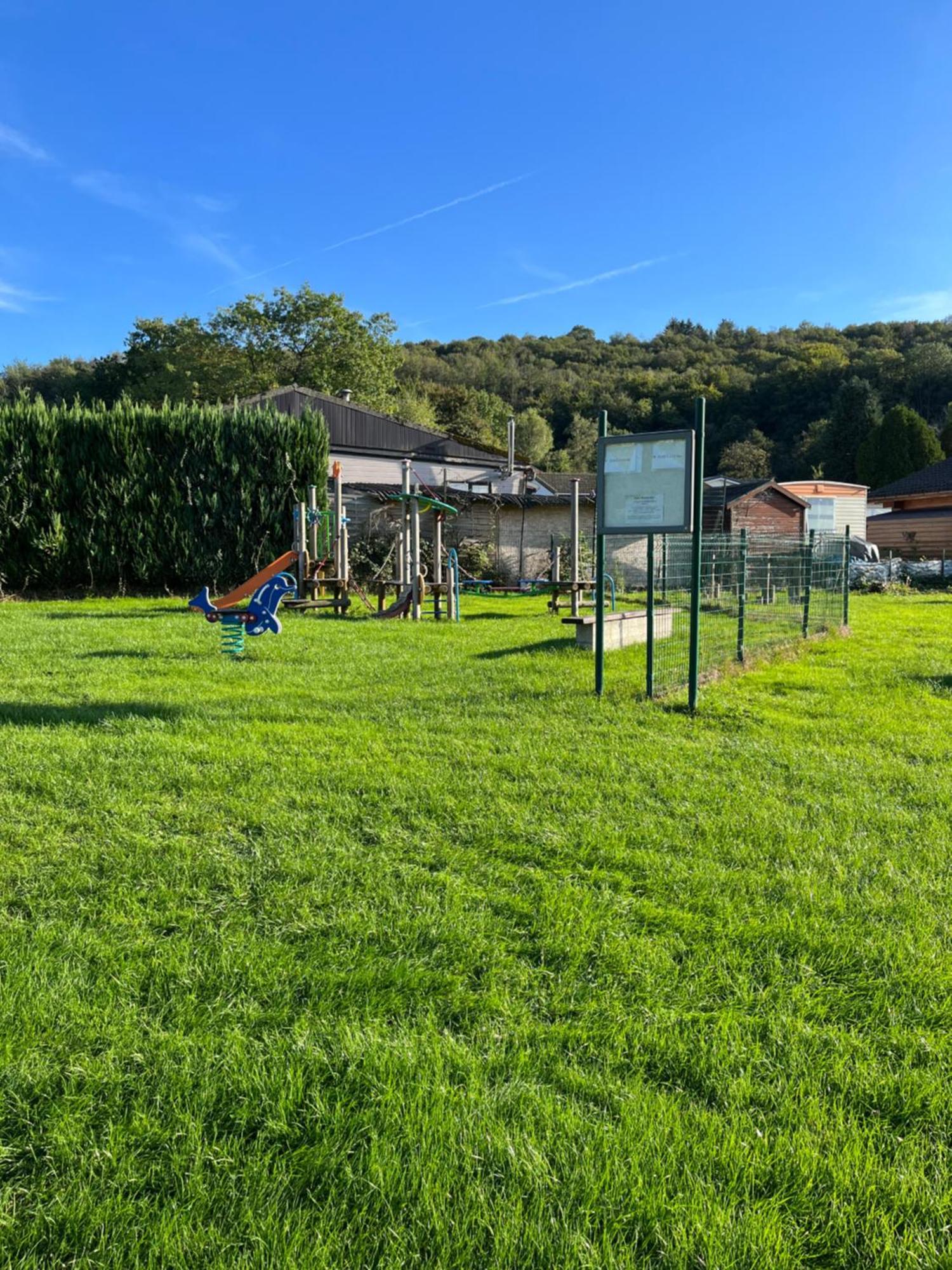 Chalet Charmant Monika Avec Piscine Yvoir Zewnętrze zdjęcie